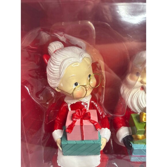 Martha Stewart Santa Mr & Mrs Claus Shelf Sitters Christmas Decor - Picture 2 of 6